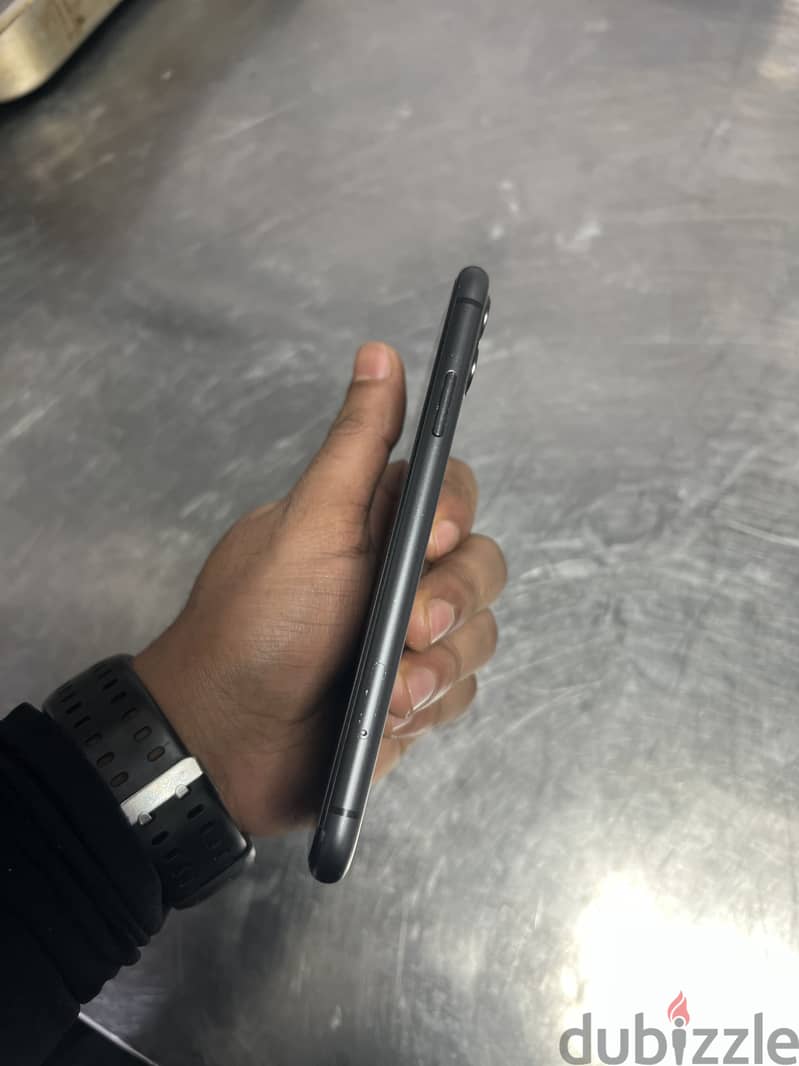 Apple - iPhone 11 1