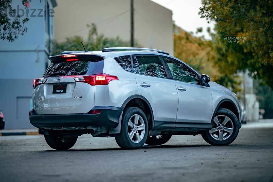 Toyota RAV4 2015 Silver | Bahrain Spec | BD 4,850 Neg. 3