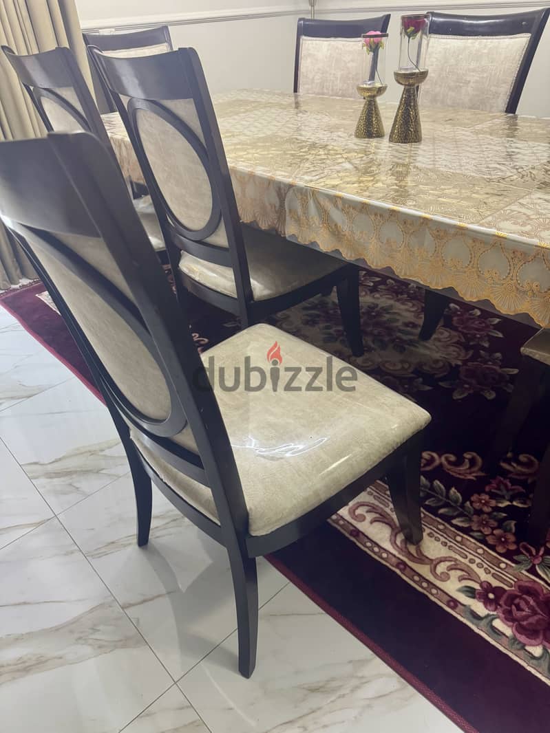 dinning table 4
