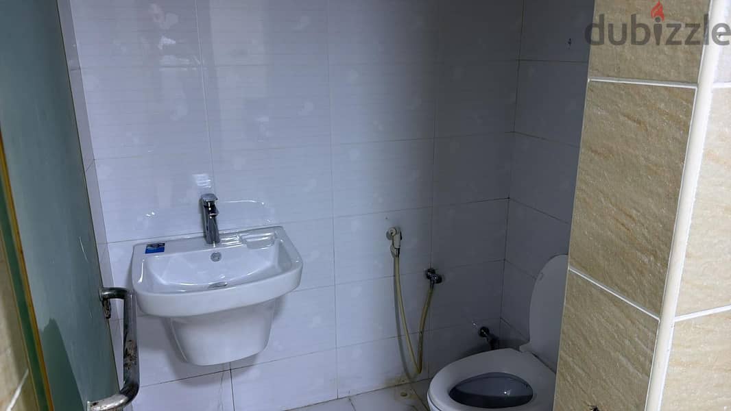 Big villa for sale in Town 17