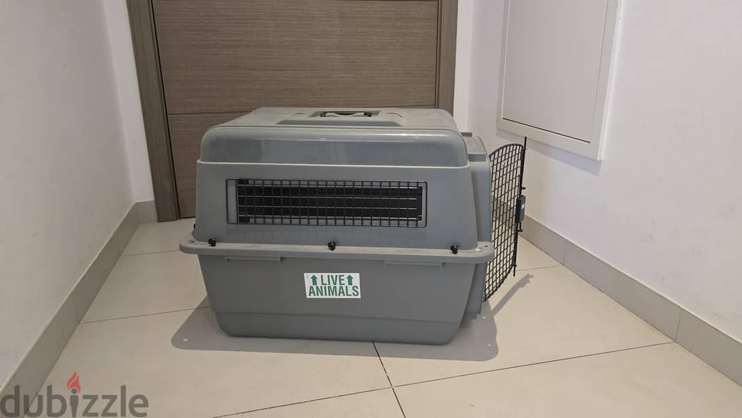 Sky kennel ultra for air travel ( never used) 2