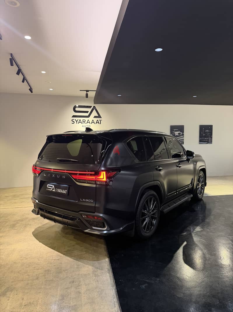 Lexus LX 600 2025 9