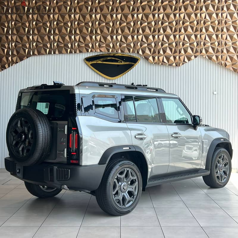 JETOUR T2 2026 GREY 4