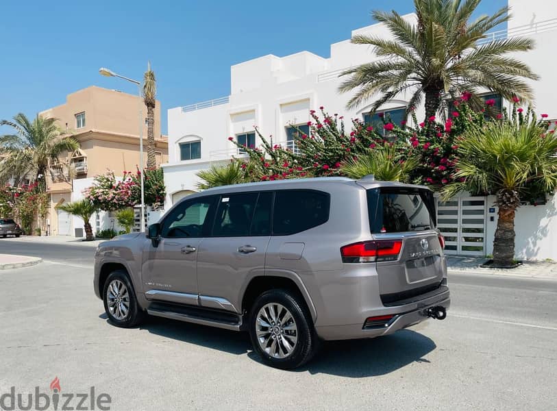 Toyota Land Cruiser 2026 brand new 9