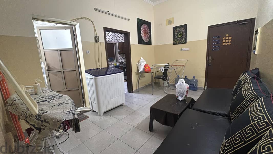 Room for rent - Executive 1