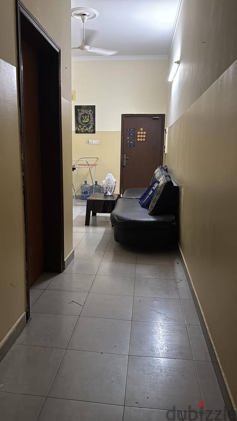 Room for rent - Executive 3