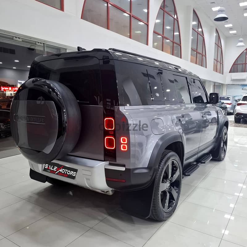 Land Rover Defender 110 HSE 2024 10