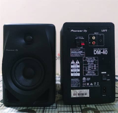 PIONEER DJ DM-40 2 Way Active Monitor Speaker System ( LIKE NEW ) 1