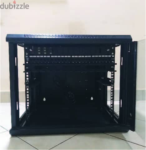 9 U Wall Mount Rack Cabinet for DVR/ NVR – Secure Server Cabinet 1
