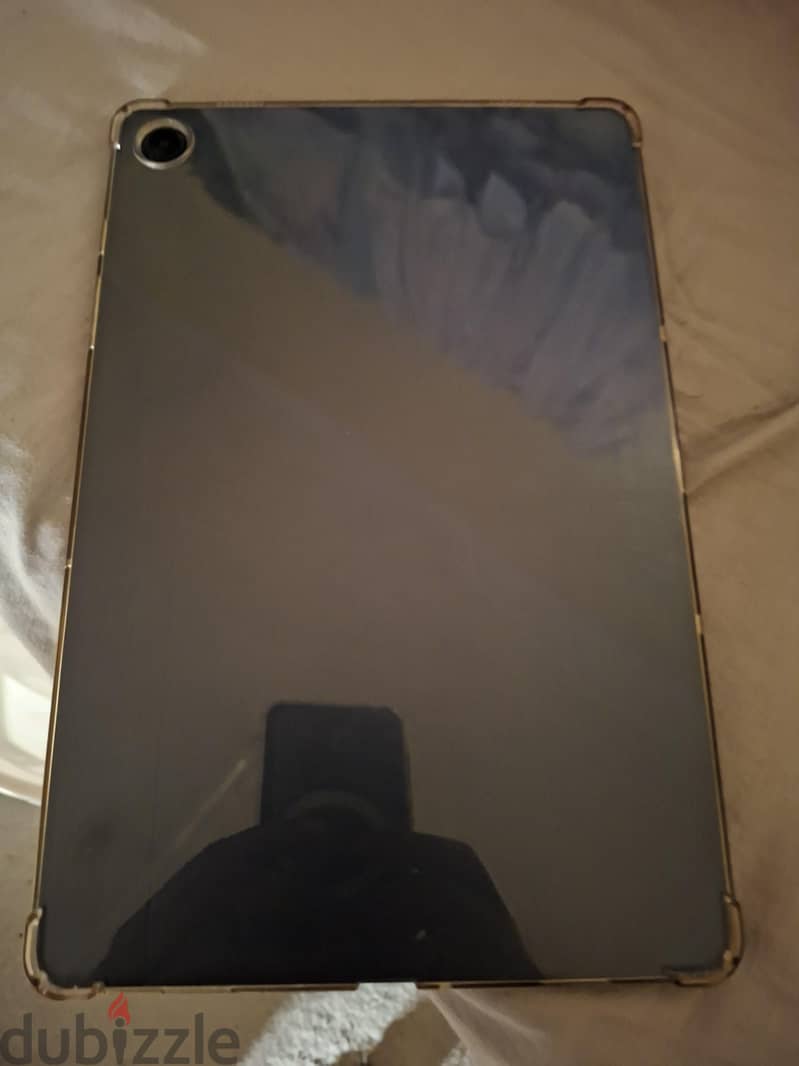 Samsung galaxy tablet A9 plus 5g sim with wifi. 8gb 128 2