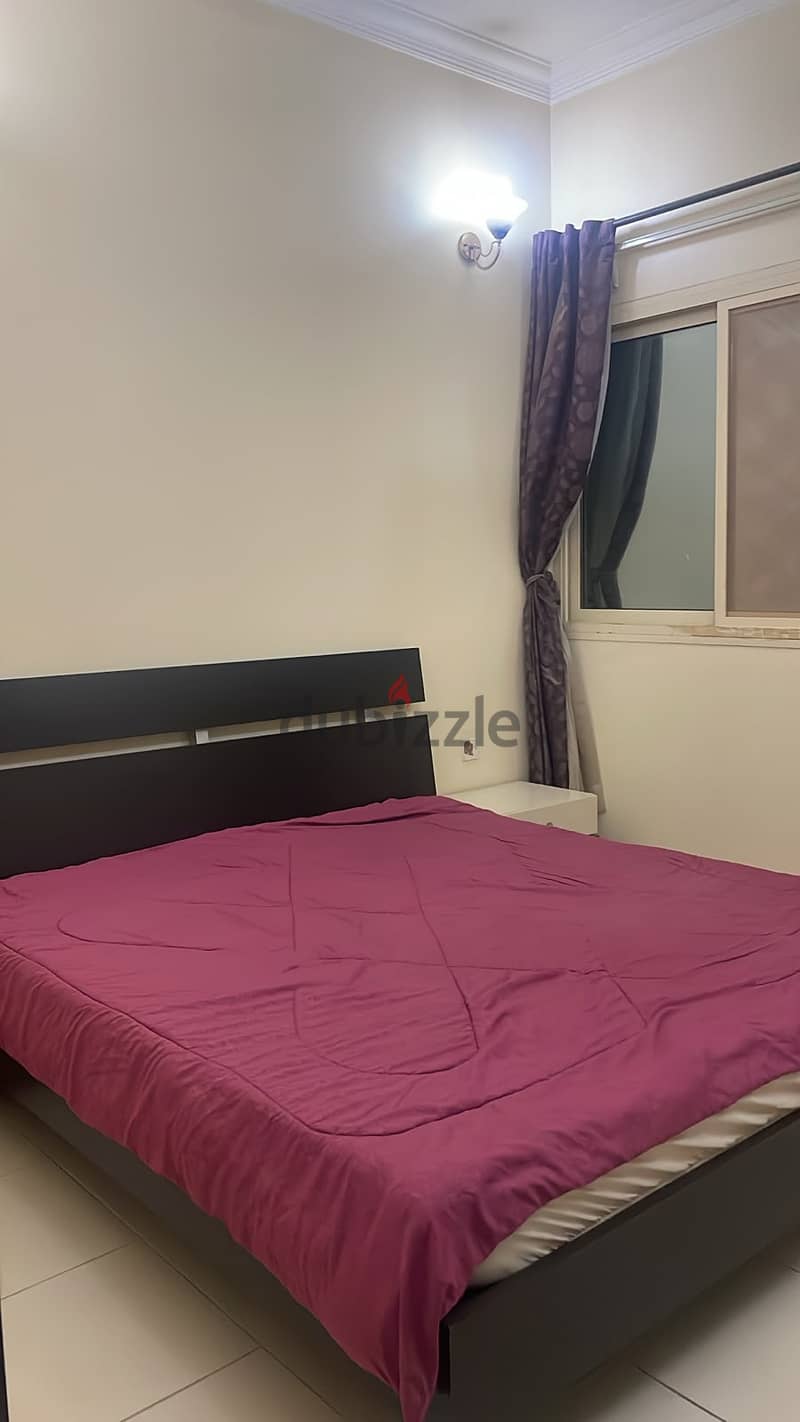 شقة مفروشة للإيجار في البسيتين Furnished flat for rent in Busaiteen 1