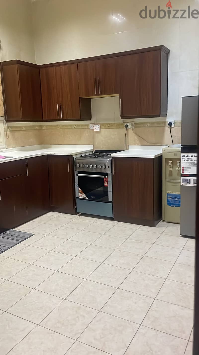 شقة مفروشة للإيجار في البسيتين Furnished flat for rent in Busaiteen 5
