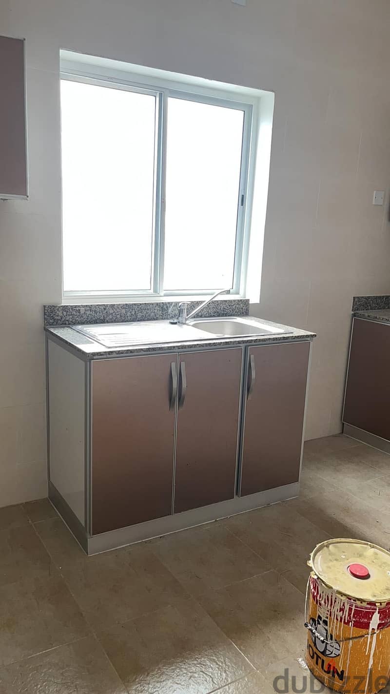 New  fat in west rafai fr rent 6