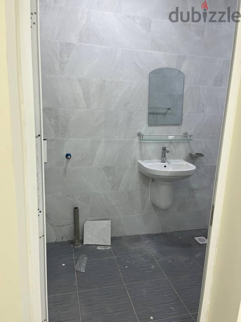 New  fat in west rafai fr rent 9