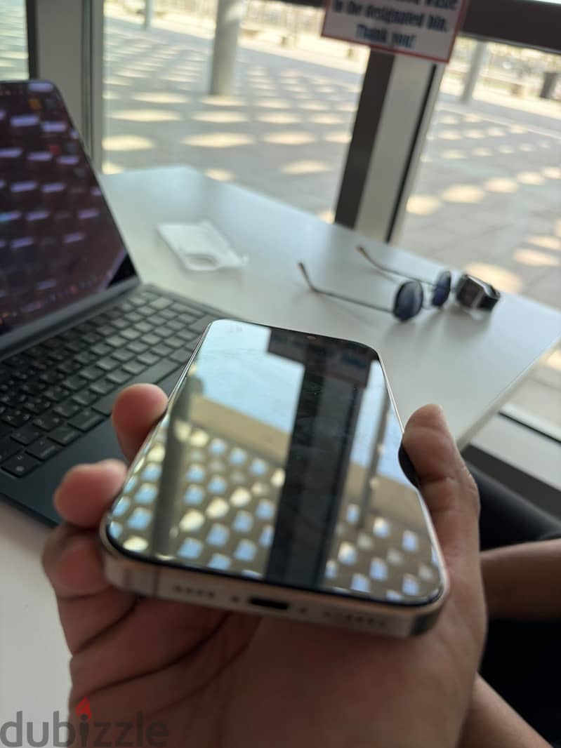 Apple - iPhone 16 Pro Max 1