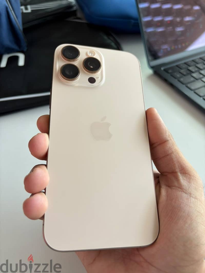 Apple - iPhone 16 Pro Max 6