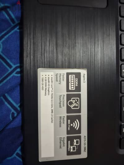 Acer used  laptop 4 gb ram with 1TB internal memory.