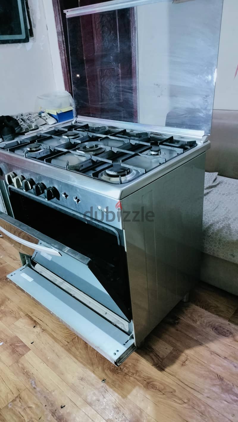 Gas range for sale 1