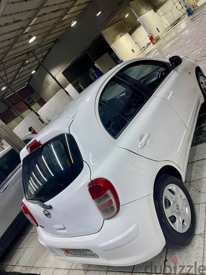 Nissan Sunny 2013 12