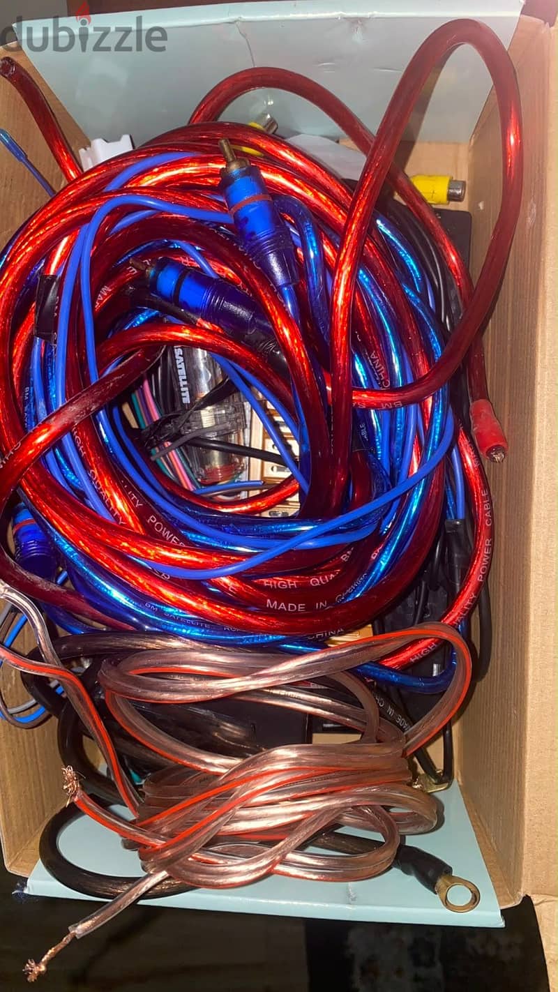 Sony amplifier 600w bazoka 1500w with new cables 4