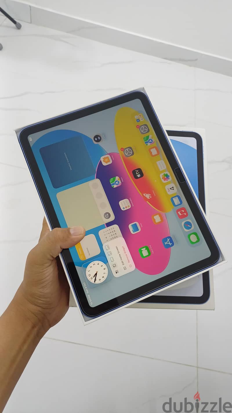 apple ipad A16 - 11 genration just 3 day used same as new 4
