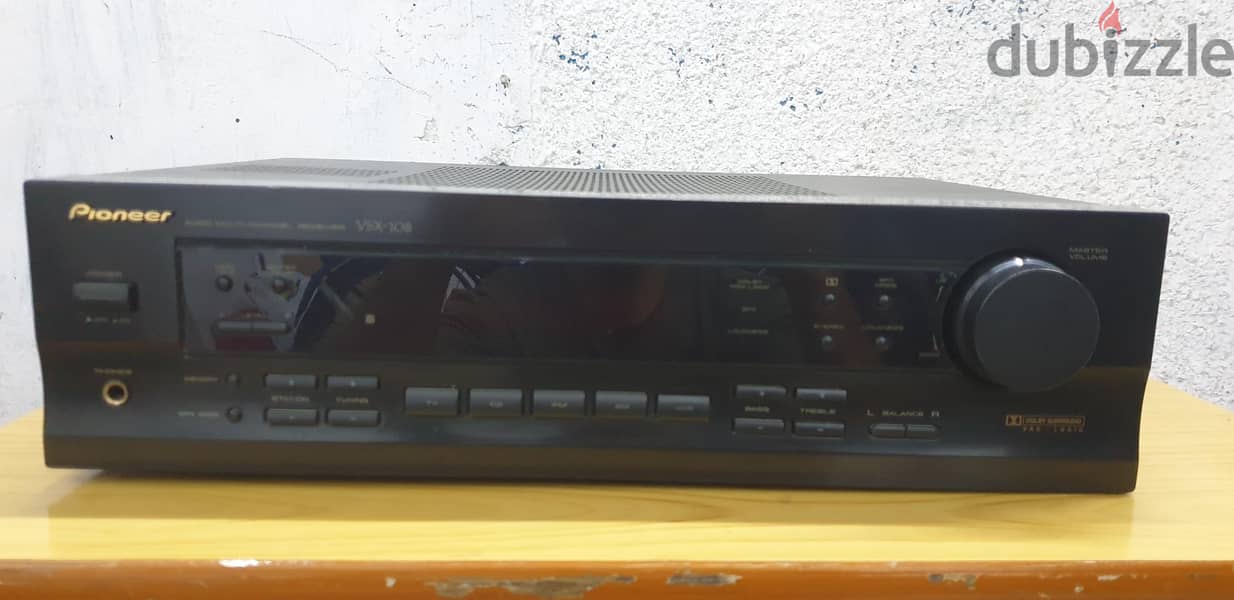 pioneer vsx-108  للبيع قطع غيار  فقط for part only 1