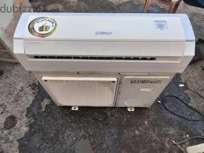 2ton split AC for sale good condition good working with fixing