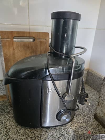 Black & Decker Stainless steel juice extractor 800W