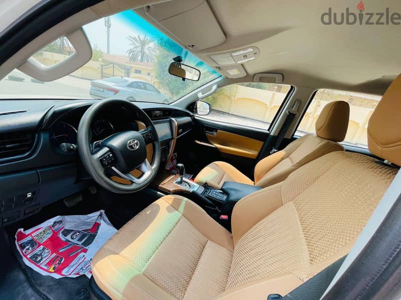 Toyota Fortuner 2022 model full agency for sale 4