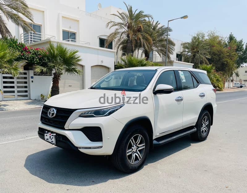 Toyota Fortuner 2022 model full agency for sale 6