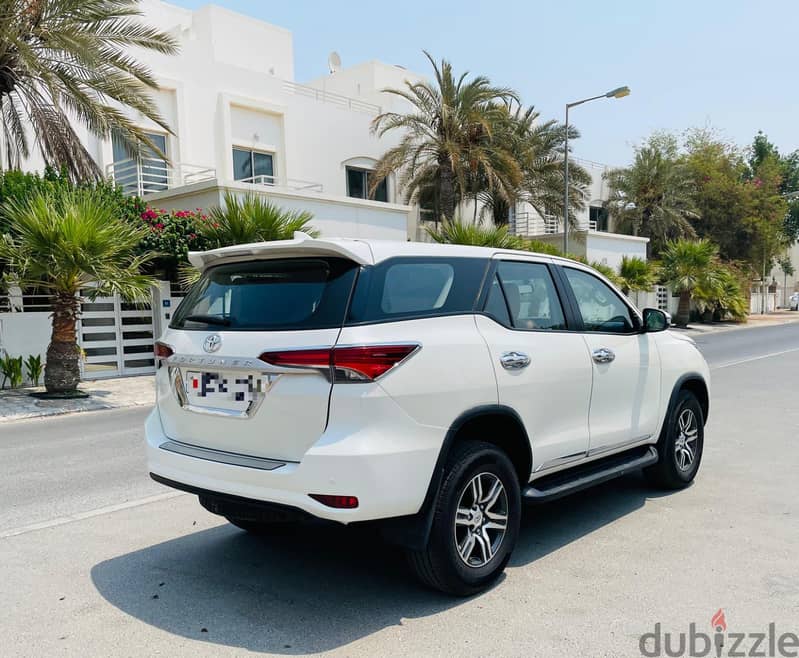 Toyota Fortuner 2022 model full agency for sale 8