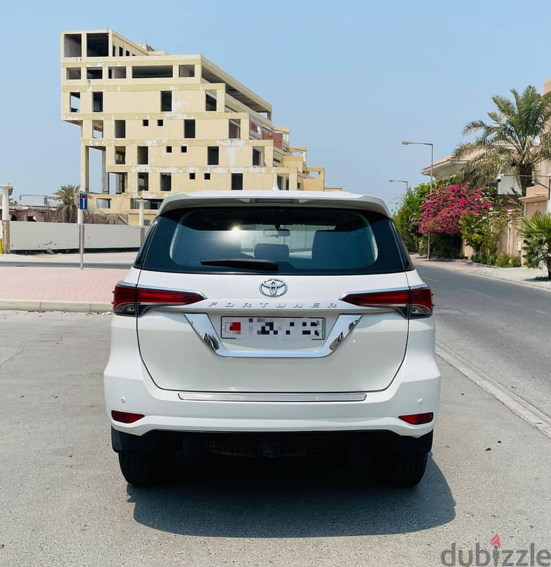 Toyota Fortuner 2022 model full agency for sale 12