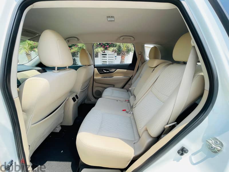Nissan X-Trail 2020 model Excellent condition for sale. . . 9