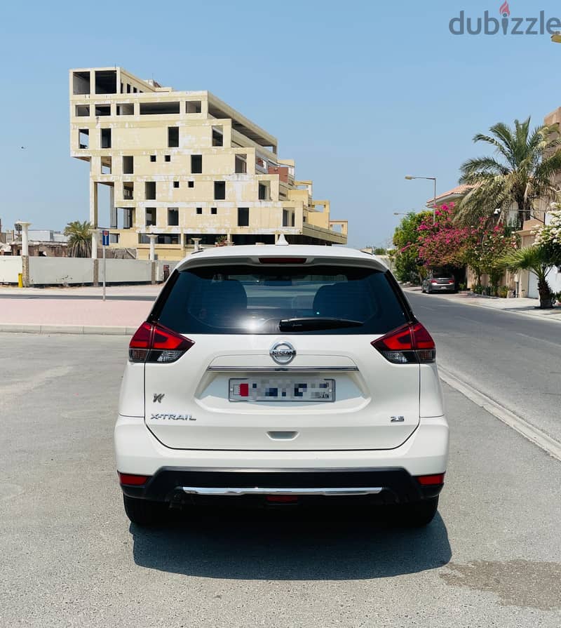 Nissan X-Trail 2020 model Excellent condition for sale. . . 10
