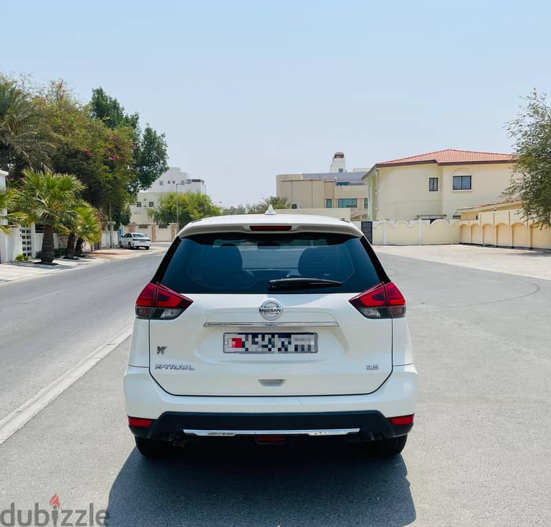 Nissan X-Trail 2020 model Excellent condition for sale. . . 12
