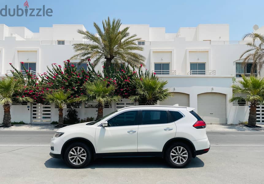 Nissan X-Trail 2020 model Excellent condition for sale. . . 13