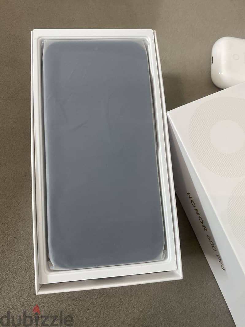 Honor 600 pro 1