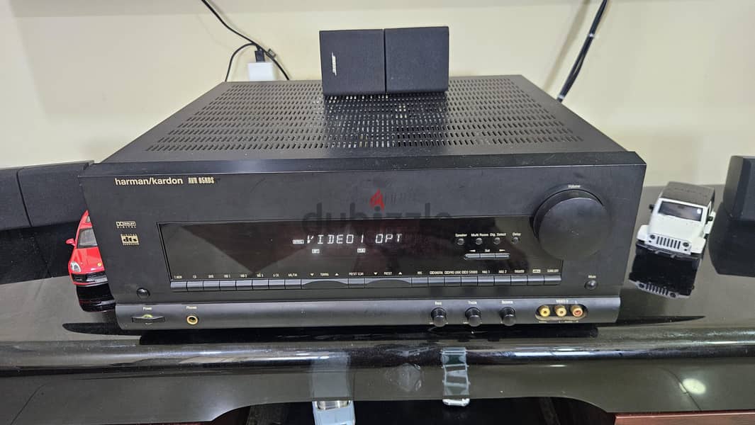 JBL E90 Speakers with Matching Harman Kardon Amplifier 8