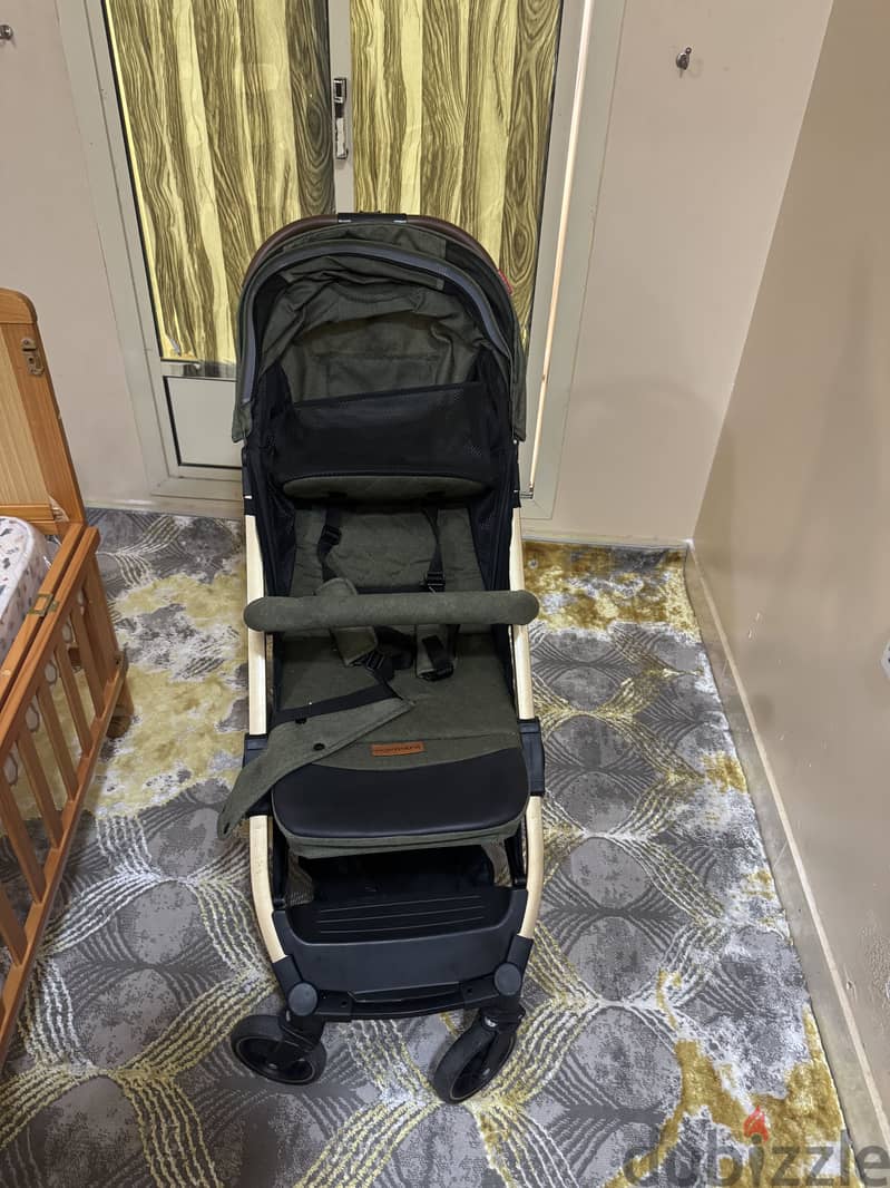 Cradle with new mattress/ car seat, /baby trolley/ 1