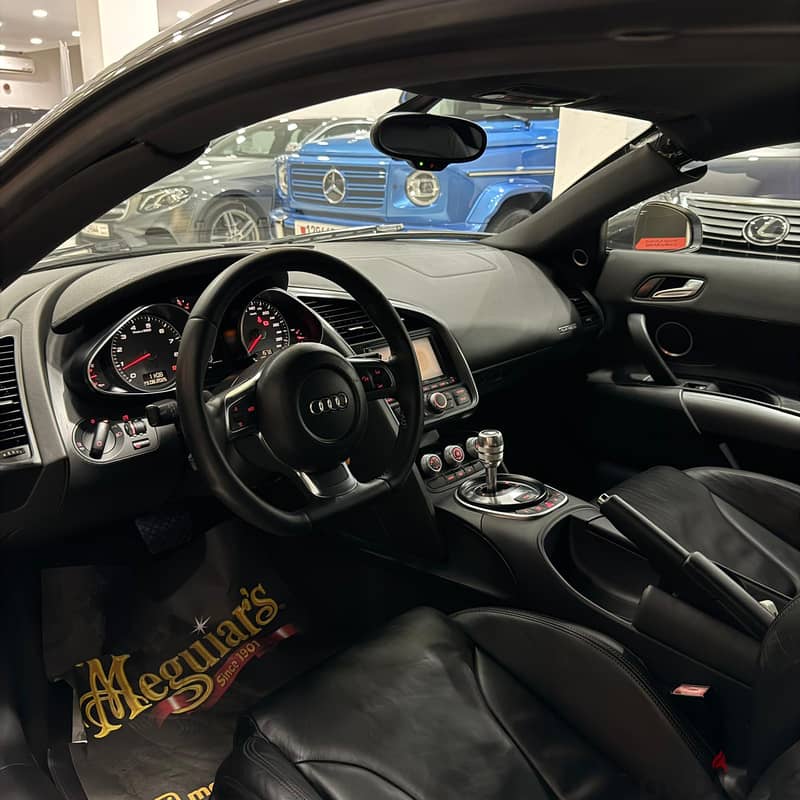 Audi R8 2009 3