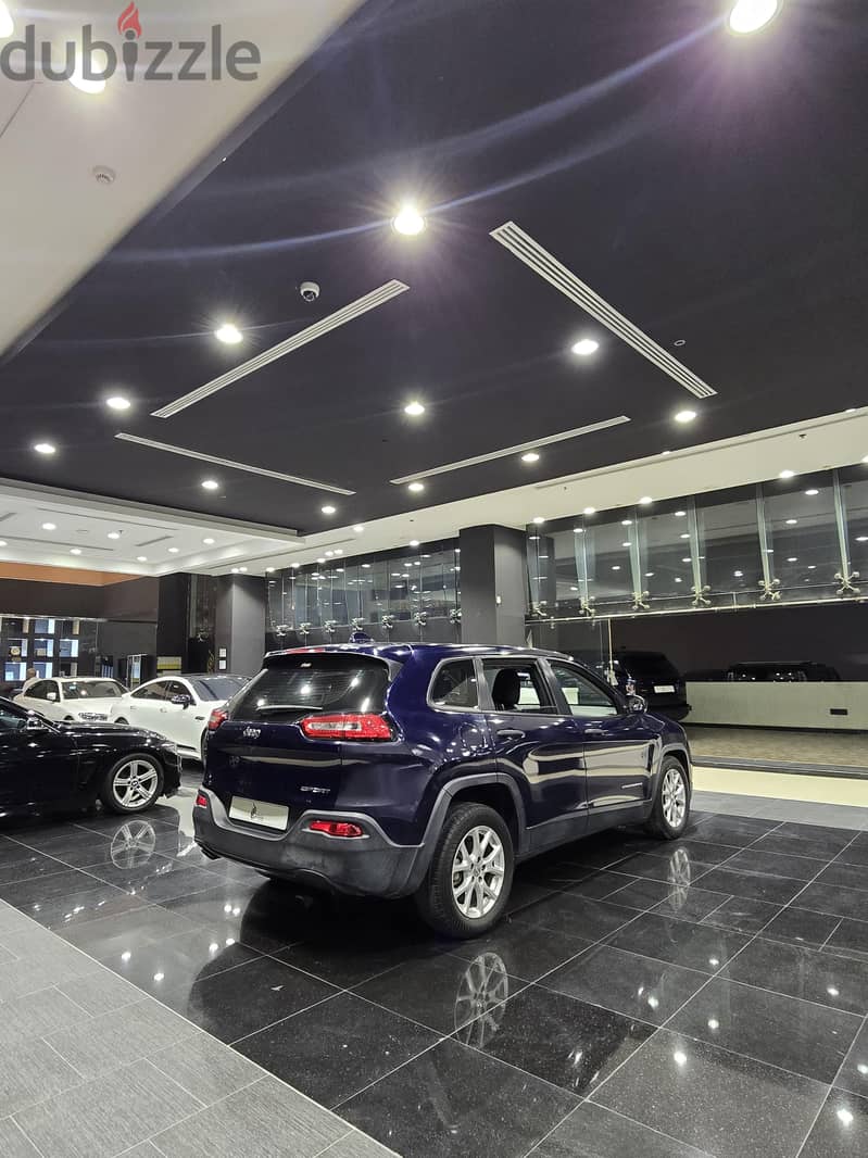 Jeep Cherokee Model 2016 4