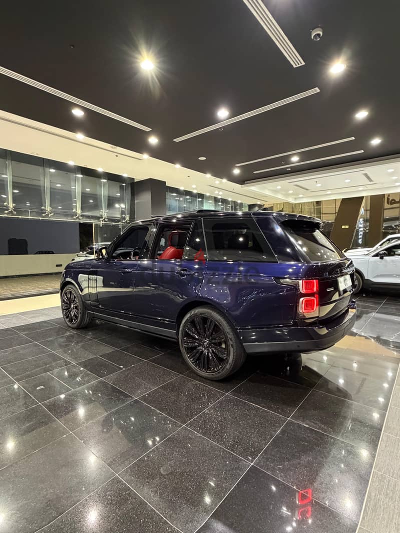 Range Rover Autobiography Model  2018 6