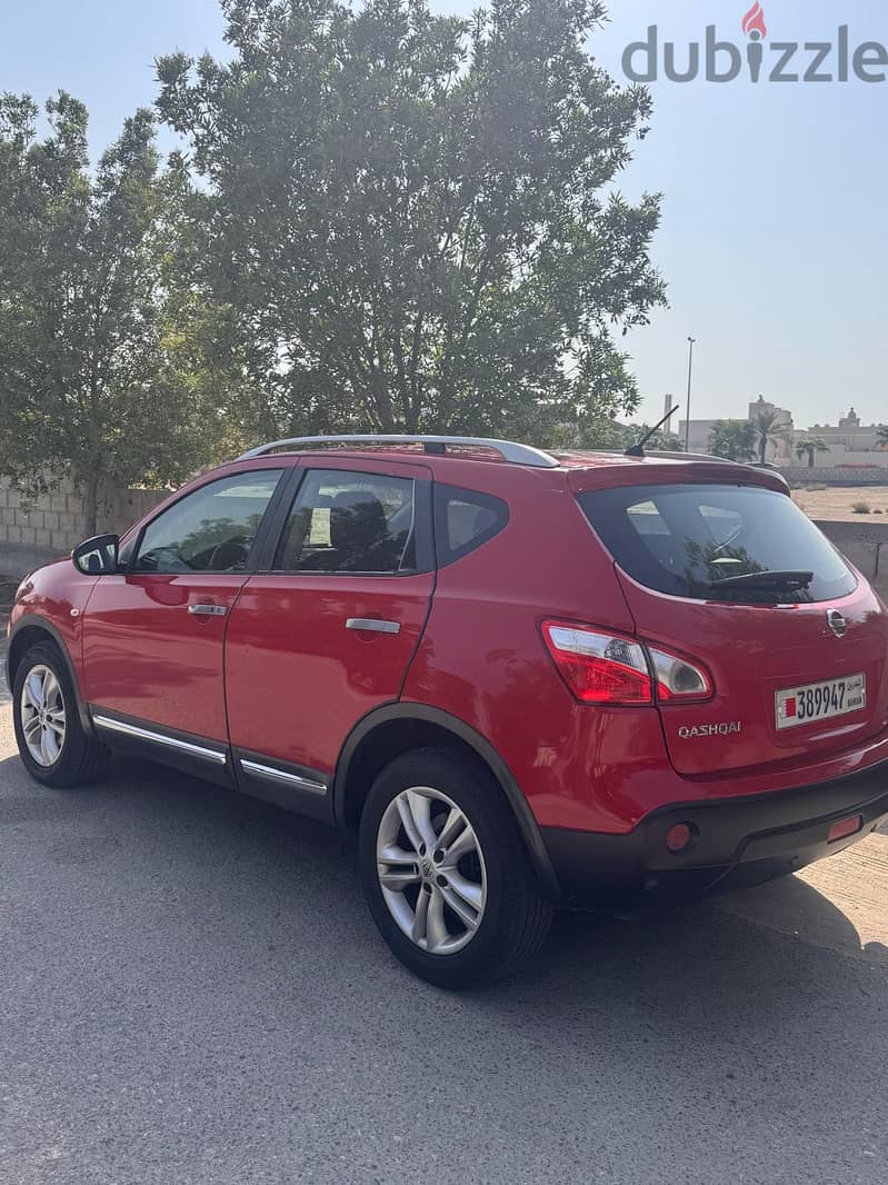 Nissan Qashqai 2011 1