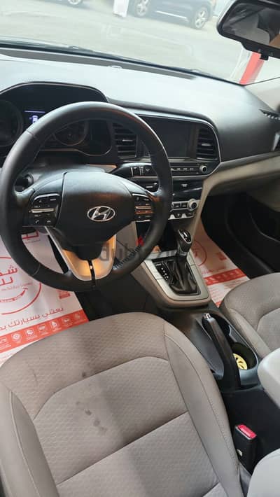 Hyundai Elantra 2020