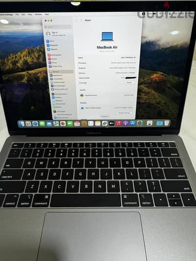 MacBook Air (2019) excellent condition