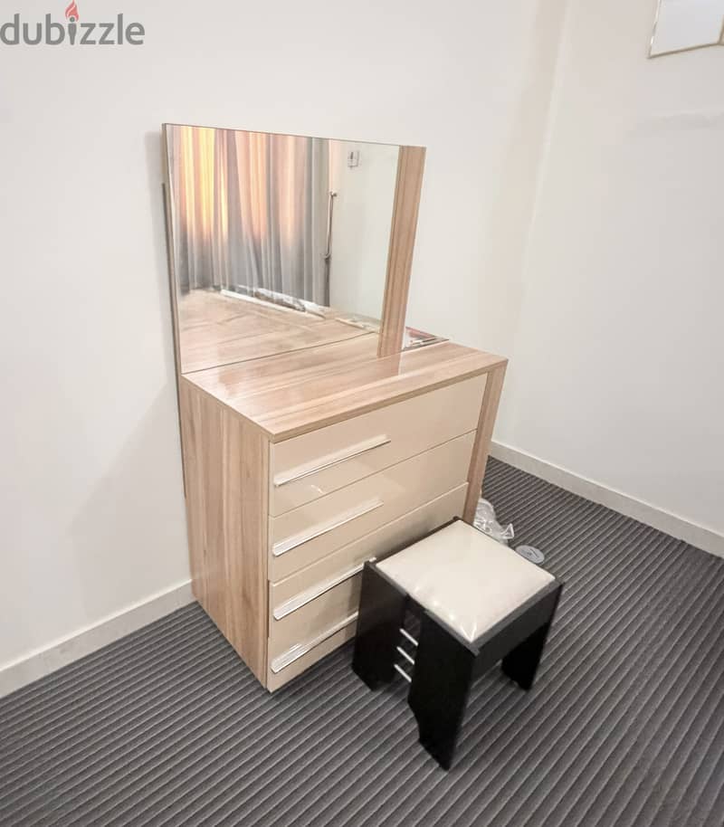 Bedroom Set 2