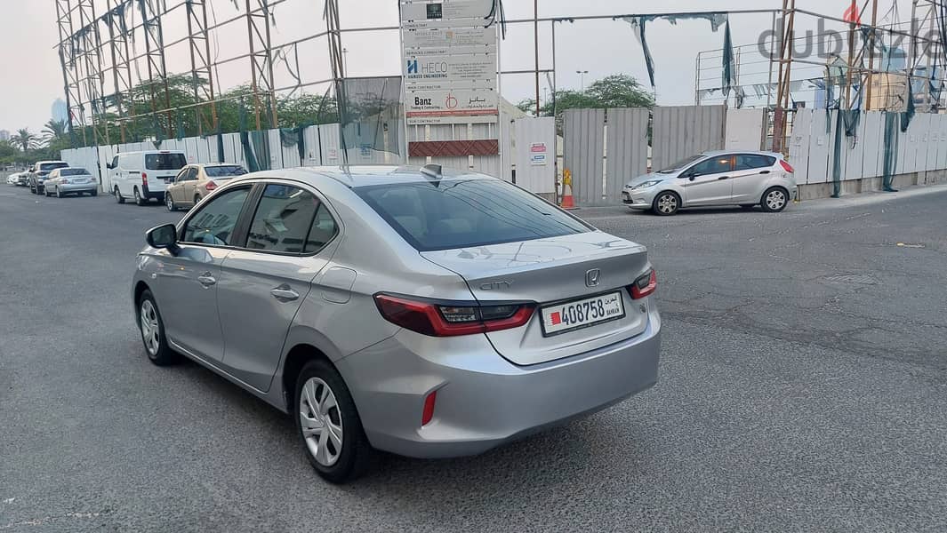 Honda City  1.5 LMiddle Option  Imacalite Condation Single Ownar 5