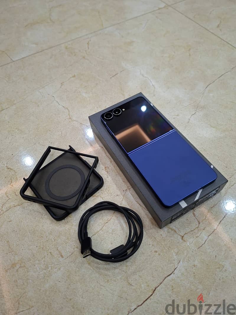 Samsung Z Flip 7 256 GB 2