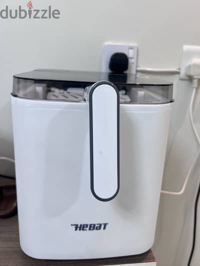 Ice maker