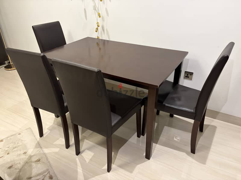 Dining table with four chairs for sale 2
